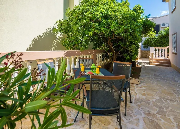 Apartment With Parking Space - 18561