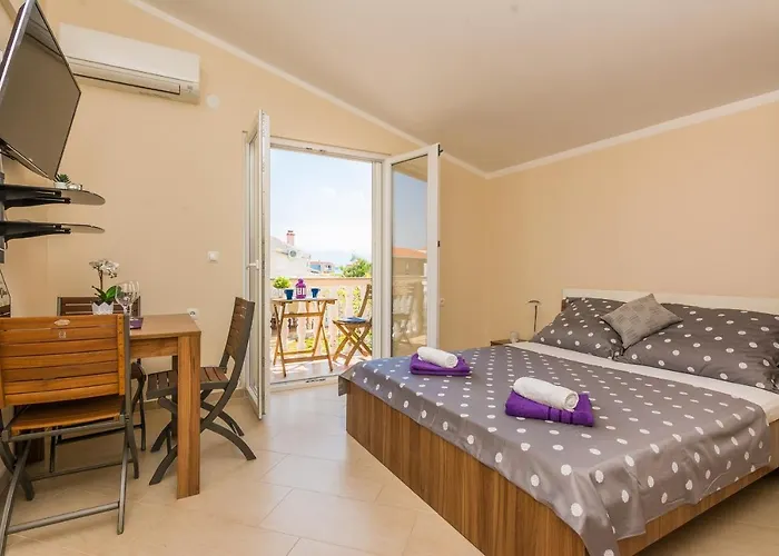 With Parking Space - 18561 Daire