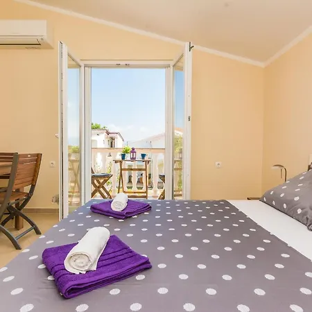 With A Parking Space - 18561 Apartment Vir