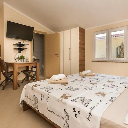 With A Parking Space - 18561 Apartment