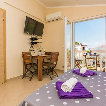 With A Parking Space - 18561 Apartment Vir