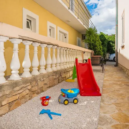 Appartement With Parking Space - 18561 Vir