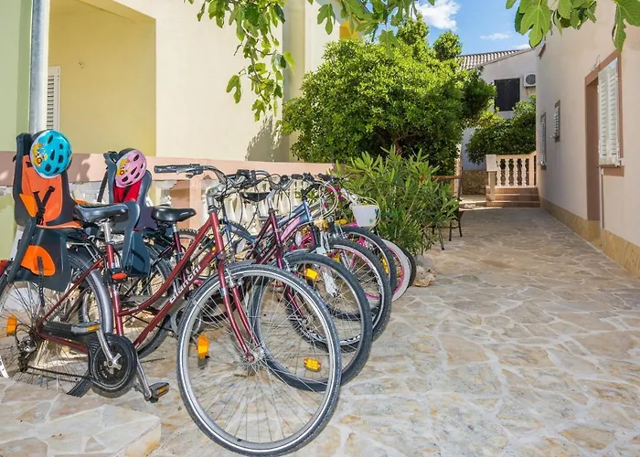 With Parking Space - 18561 Vir