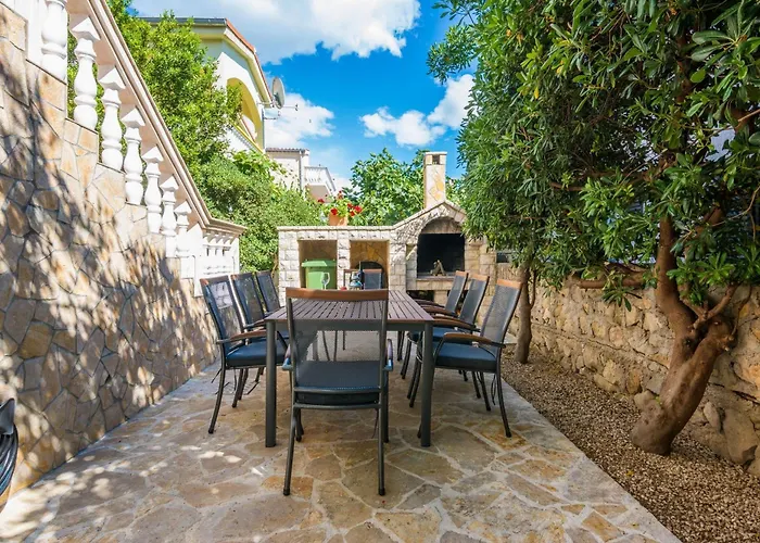 With Parking Space - 18561 Appartement *